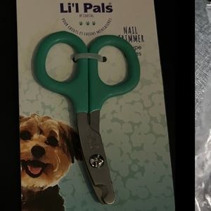 Nail trimmer for dog or cat